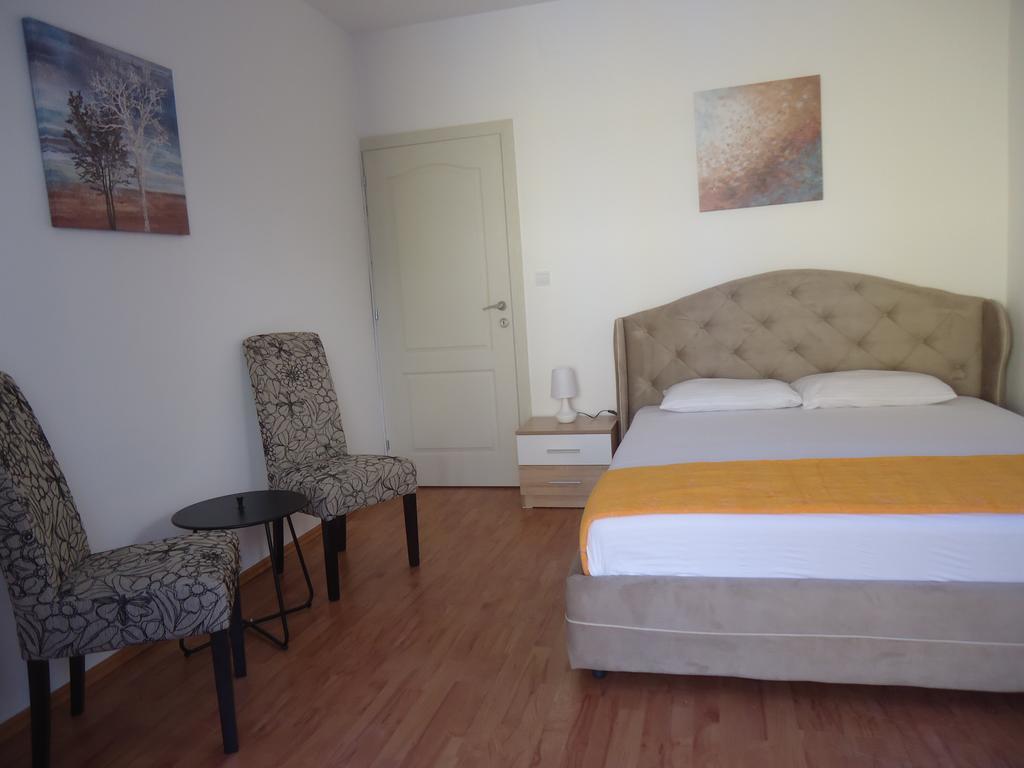 Apartments Forte Mare Herceg Novi Exterior foto