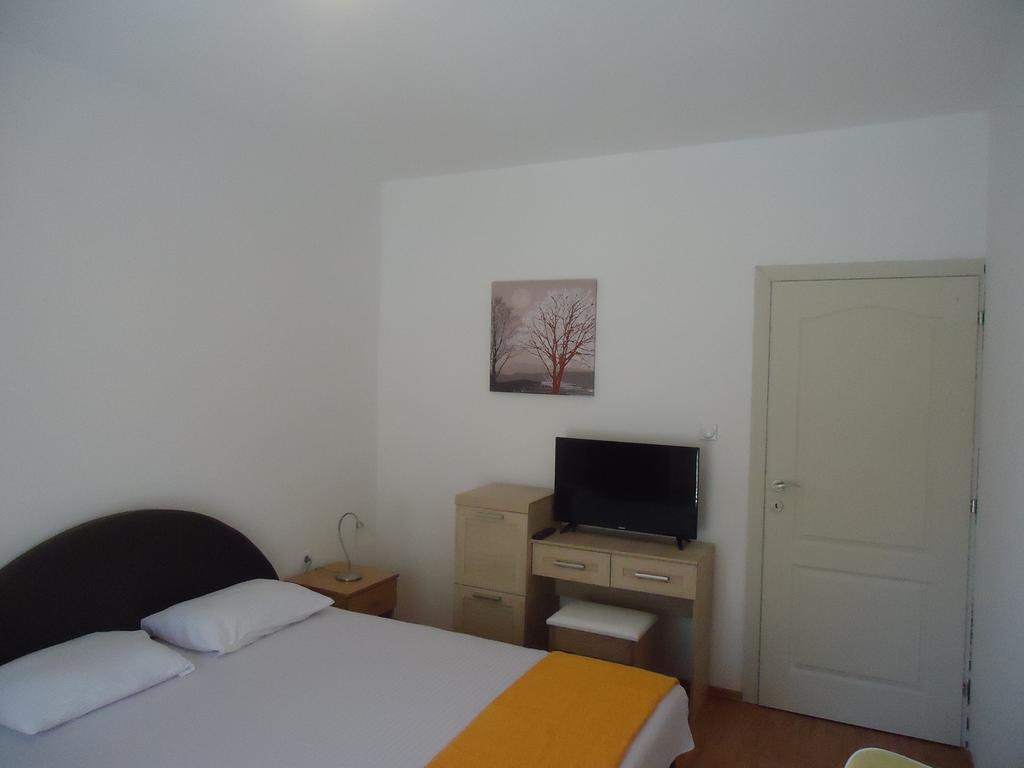 Apartments Forte Mare Herceg Novi Exterior foto